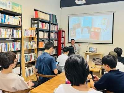 【從《盜火集》談女同志文學與記憶】